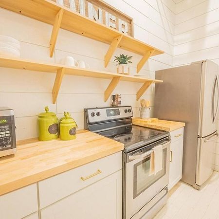 Darlin' Downtown Dawghouse Apartment Athens Bagian luar foto