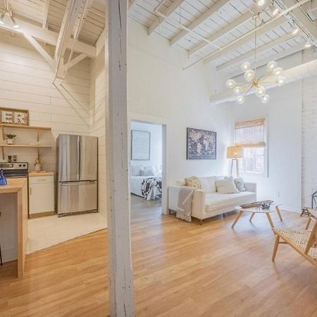 Darlin' Downtown Dawghouse Apartment Athens Bagian luar foto